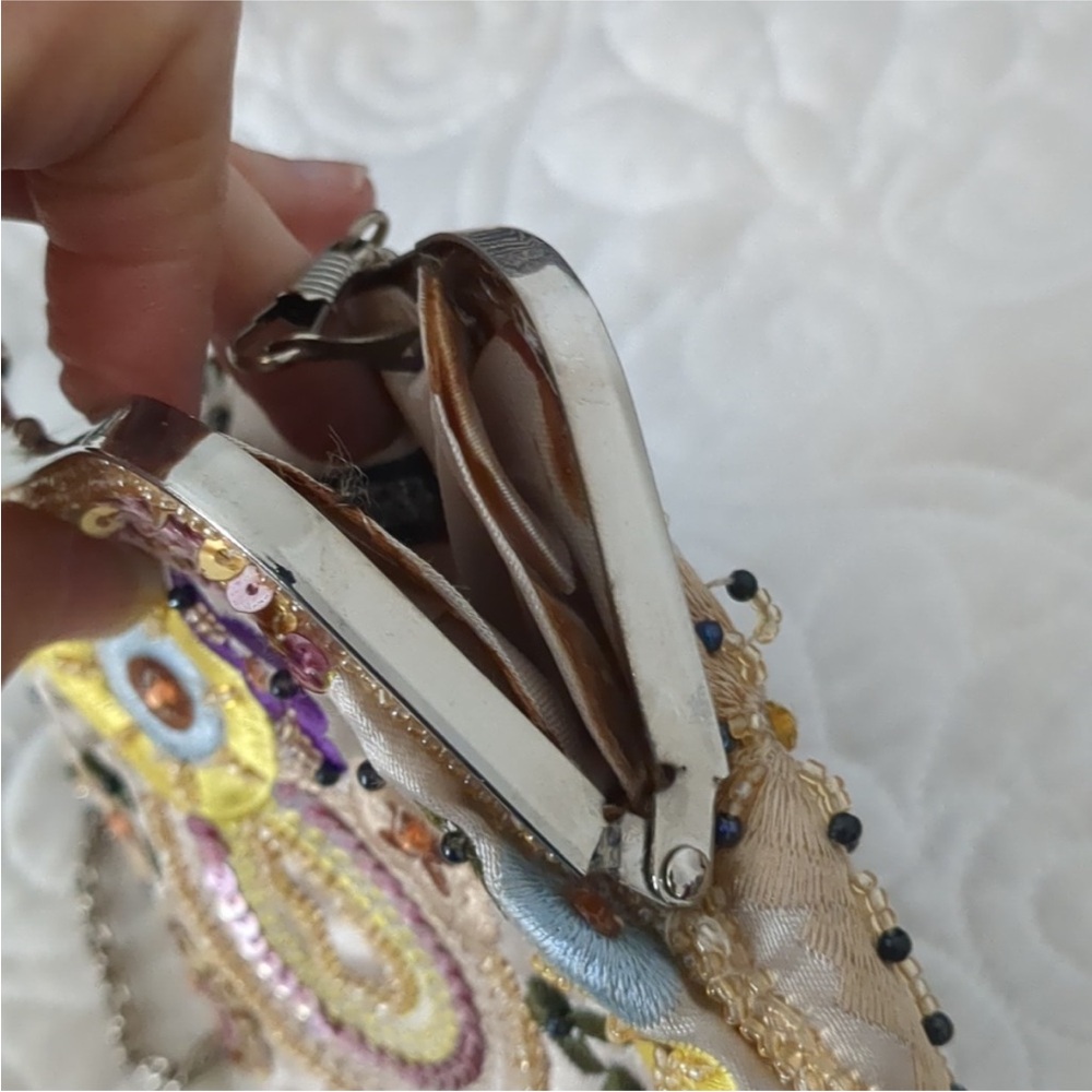 🍦Bijoux Terner~Vintage Beaded Purse - Picture 10 of 16
